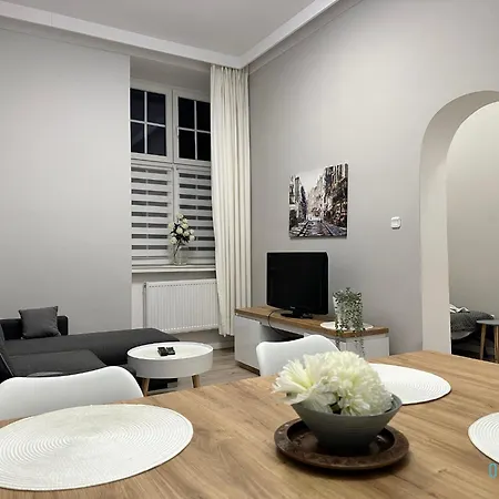 Anchor Your Docking Point In The Heart Of * Danzica